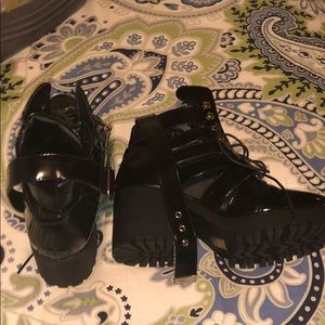Platform buckle boots